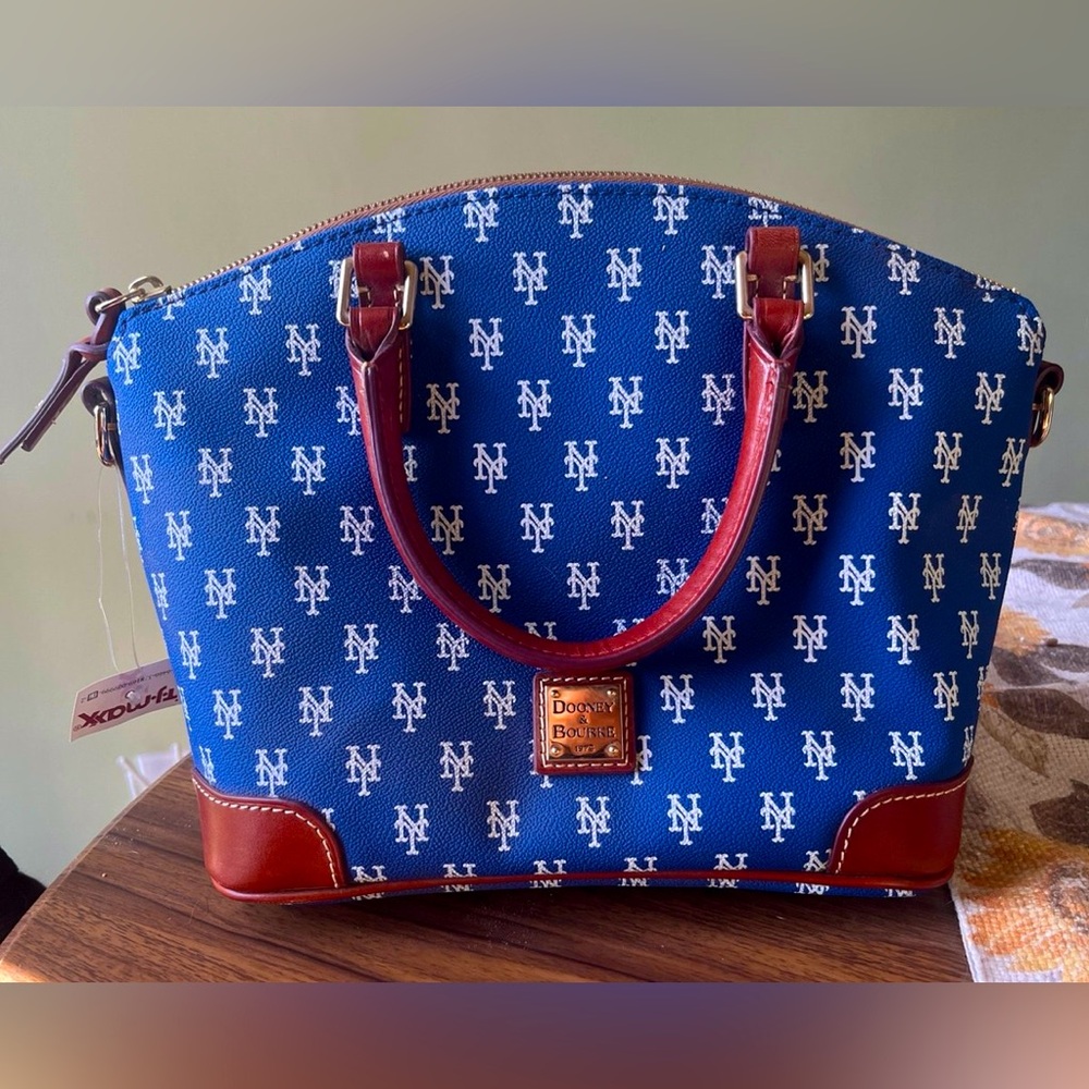 Dooney & Bourke Mets Purse